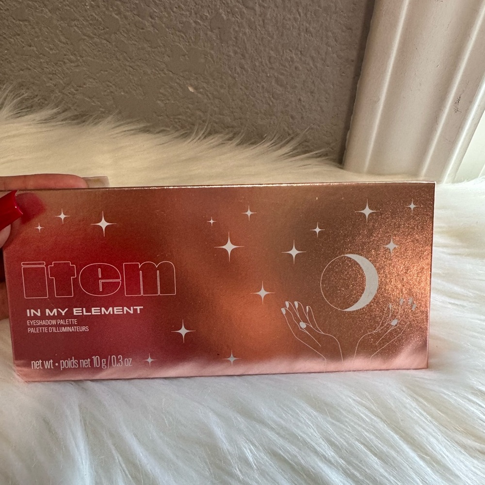 Item Beauty In My Element Eyeshadow Palette